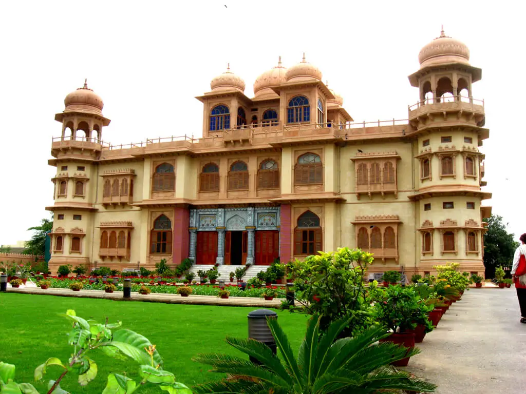 Mohatta_Palace - museuly