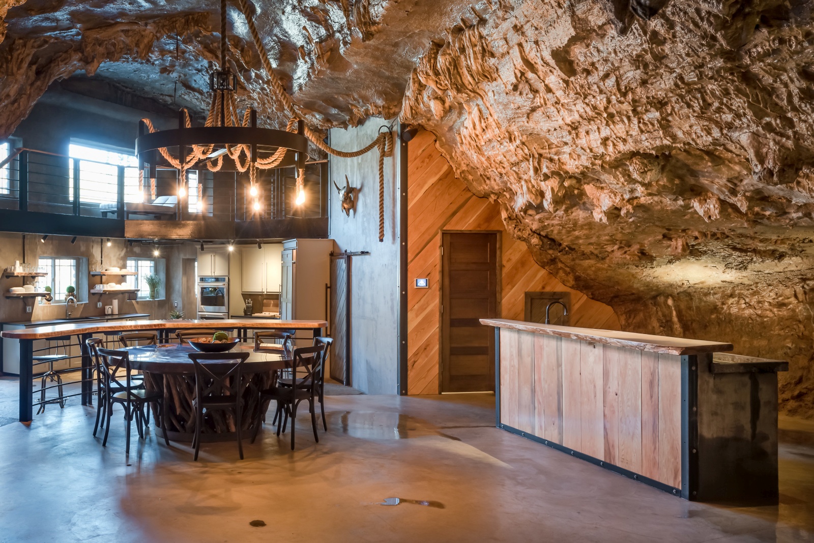 Beckham Creek Cave House in Arkansas - You Can Rent it! - museuly